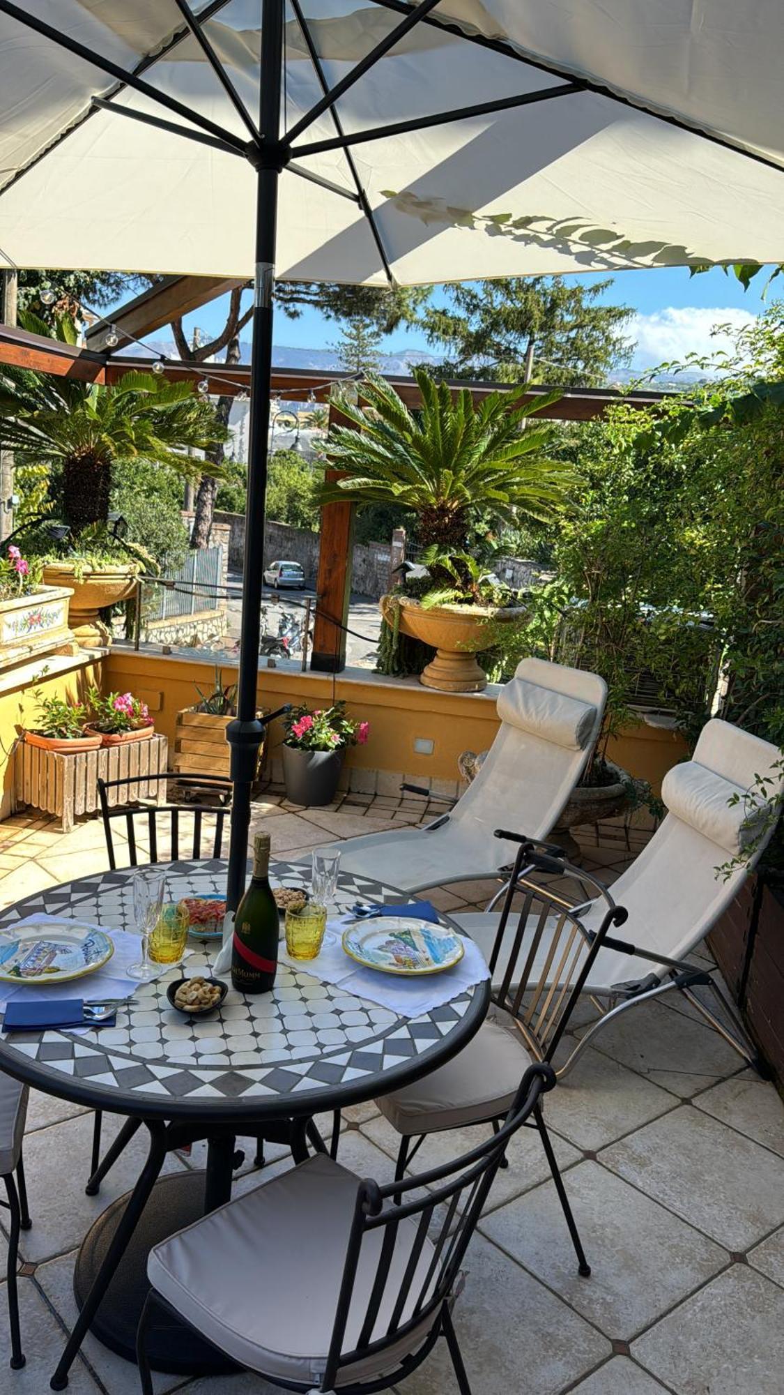 Relais Sorrento Terrace And Relax Bed & Breakfast Екстериор снимка